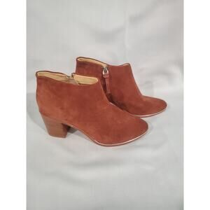 Ted Baker Suede Boots size 9.5.s58